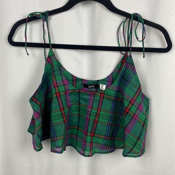 BDG Cutie Cropped Green Plaid Cami
Tank Top Tie Straps - Size Medium - Picture 7 of 13